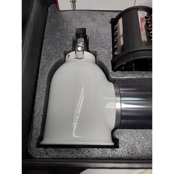 KitchenAid Fresh Prep Slicer/Shredder attachment color white KSMVSA - Picture 6 of 6